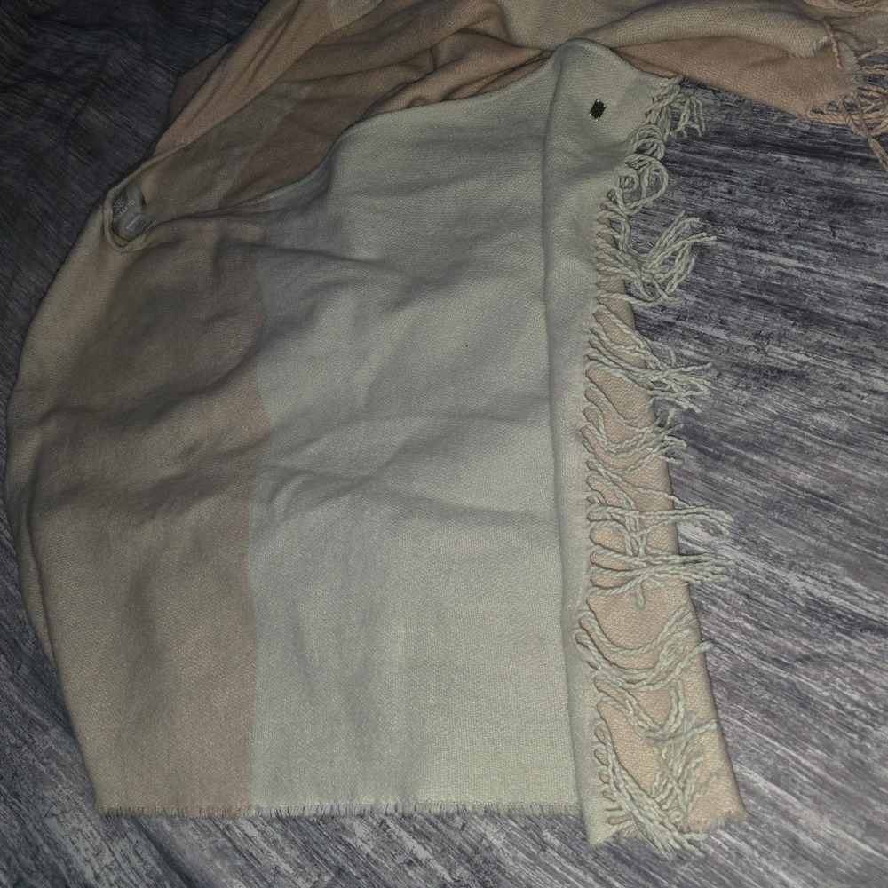 SOIA & KYO Color Block Poncho Wrap Scarf Shawl Neutral Dusty Pink One Size - Picture 5 of 11